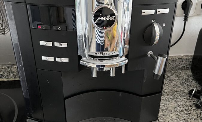 JURA Kaffee Vollautomat Impressa S7