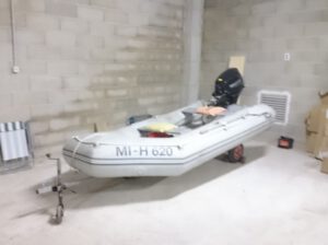 Schlauchboot mit Außenborder 15PS